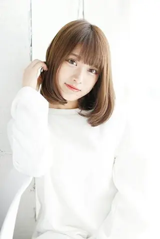 ミディアム いのうえ みわこのヘアスタイル