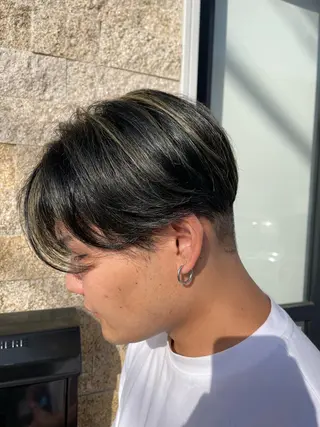 ショート 川田 仁のヘアスタイル