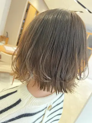 カラー レイヤー/くびれ/ 縮毛/チェレ金剛のヘアスタイル