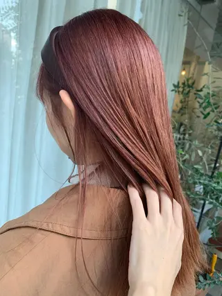 セミロング カラー fio マナミのヘアスタイル