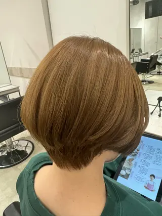 ショート カラー 透明感カラー✨艶髪 制作🌱山根あゆみのヘアスタイル