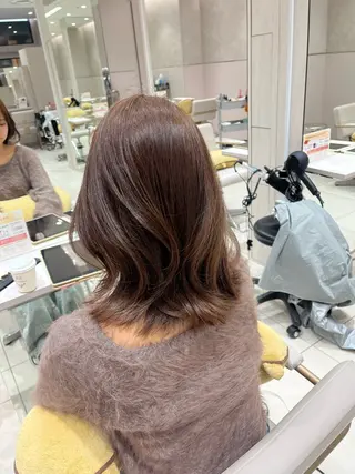 ミディアム 赤み消し透明感カラー 似合わせ前髪柴田礼空のヘアスタイル