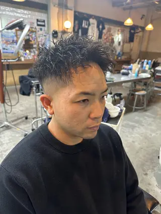 ショート パーマ メンズ モチヅキ タツキのヘアスタイル