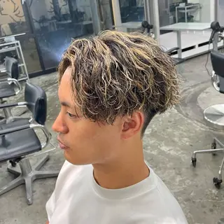 ショート カラー パーマ メンズ メンズ特化美容師/ 藤戸 椋のヘアスタイル