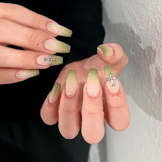 ネイル Ugirl Nail Pinpin🤍のネイルデザイン