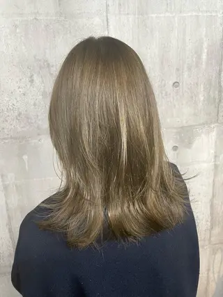 ミディアム ami .のヘアスタイル