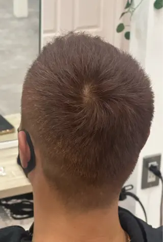 ショート カラー Agu hair muta 大山佑将のヘアスタイル