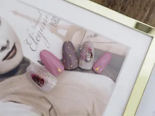 ネイル Nail &eye TROISのネイルデザイン