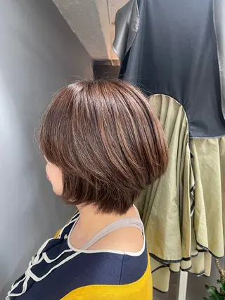 ショート カラー ヘンリエッタ自由ヶ丘 けんとのヘアスタイル