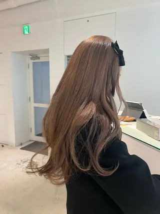 ロング カラー Louwe 小島のヘアスタイル