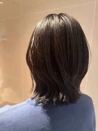 ミディアム 🌱艶髪ストレート✨ 🦖せりか🦖のヘアスタイル