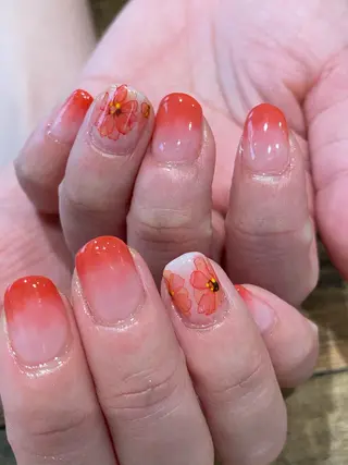 ネイル 佐藤  悠子のネイルデザイン