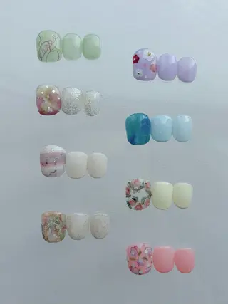 ネイル BRooCH yuzuのネイルデザイン