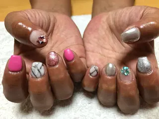 ネイル private_ salon.Leaのネイルデザイン