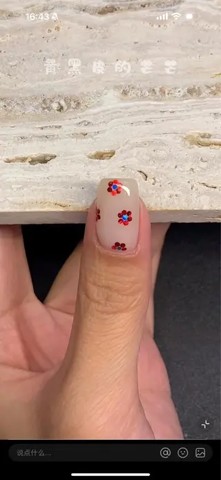 ショート めぐみのネイルサロン スタッフ練習のネイルデザイン