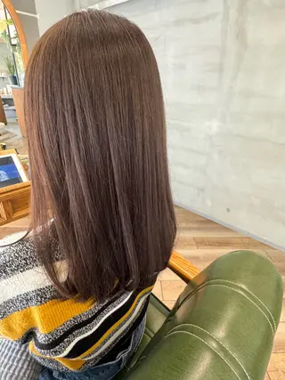 カラー 栗山 晴加のヘアスタイル