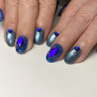 ネイル Legit nail salonのネイルデザイン
