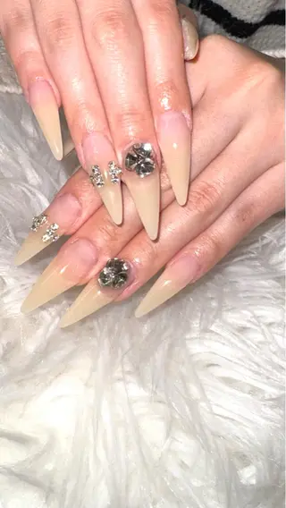 ネイル LaLa Peach 崎原のネイルデザイン