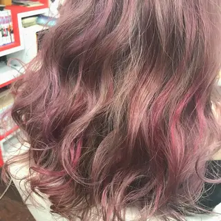 ロング カラー 岩谷/ブリーチ 🪽透明感カラーのヘアスタイル