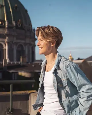 カラー メンズ 心斎橋メンズサロン リベルテグリットのヘアスタイル