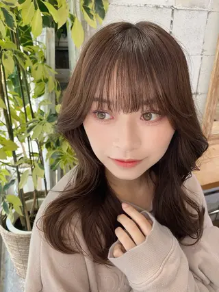 ミディアム カラー 【韓国レイヤー特化 ハッシュカット】のヘアスタイル