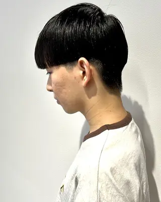 ショート メンズ OKADA/メンズ /カット/眉/縮毛のヘアスタイル