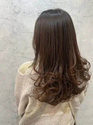 ロング yuite RINAのヘアスタイル