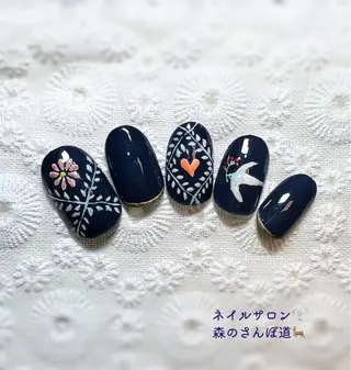 ネイル ショートネイル 森のさんぽ道のネイルデザイン
