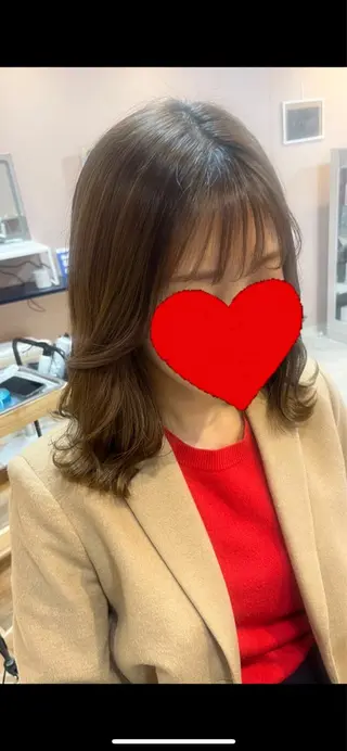 セミロング ヘアアレンジ ヤマダ アヤノのヘアスタイル