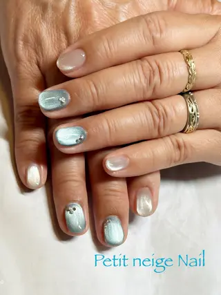 ネイル 山賀 小雪のネイルデザイン