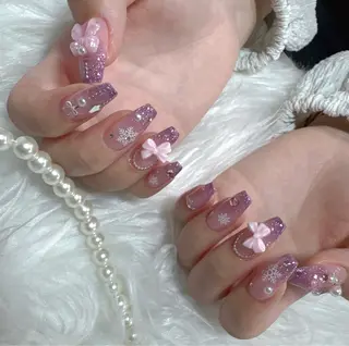 ネイル &ME ネイルサロンのネイルデザイン