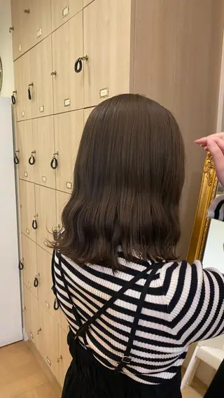 ミディアム カラー ミ ユのヘアスタイル
