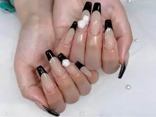 ネイル Natsumi 🦊  Nailのネイルデザイン