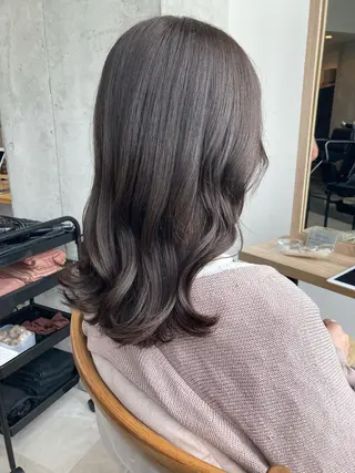 ミディアム ✨色持ちの良い艶 カラー✨蟹江真世のヘアスタイル