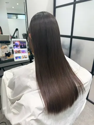 ロング 丸橋 友貴のヘアスタイル