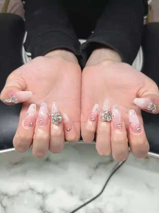 ネイル Lee Nailsのネイルデザイン