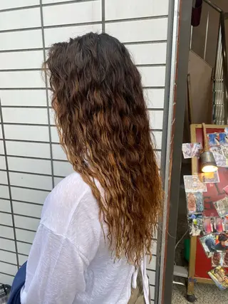 ロング パーマ 🌈ブリーチ コーンロウ🌈ENOのヘアスタイル