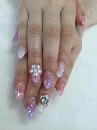 ネイル 💎🐰 saki. m 🐰💎のネイルデザイン