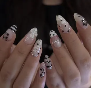 ネイル エリ🫧 nail池袋東口のネイルデザイン