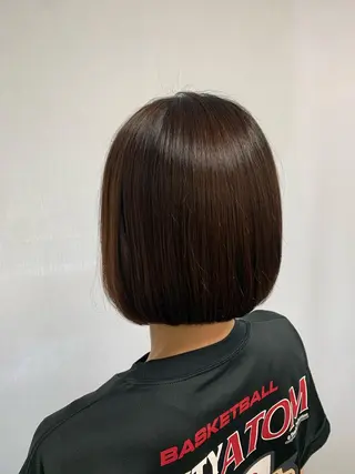 ショート ウスイマイコ カット/ケアカラーのヘアスタイル
