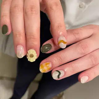 ネイル Atelier  Sii所属・Ami 🦥のネイルデザイン