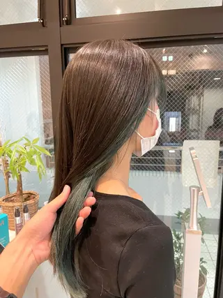 ロング カラー 西村 れいのヘアスタイル
