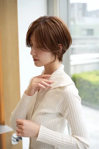 ショート 透明感カラー/伊藤 陸/soigneのヘアスタイル