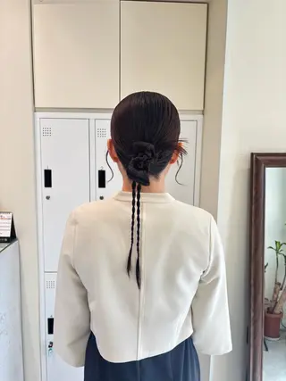 ヘアアレンジ 垢抜け小顔レイヤー オリーブ/スミレのヘアスタイル
