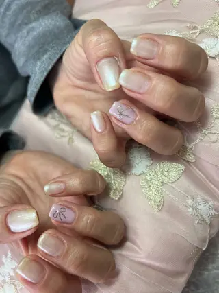 ネイル Luminous ⭐︎のネイルデザイン