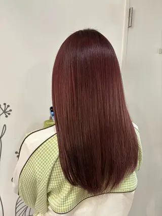 ロング カラー トップ スタイリストのヘアスタイル