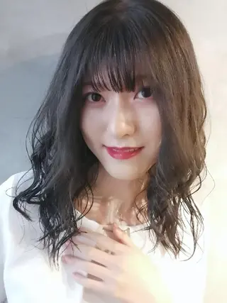 セミロング カラー ブリーチ・ハイトーン 特化🎉内山のヘアスタイル