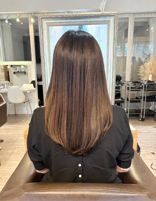 ロング カラー 髪質改善サロンUn reve c&cのヘアスタイル