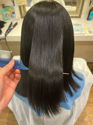 セミロング 朝が楽になる艶髪縮毛 ✨中稲明梨のヘアスタイル