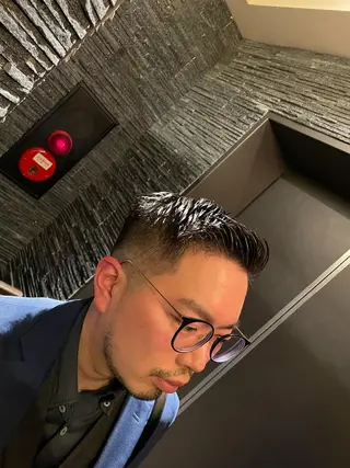 ショート 瀬波 秀行のヘアスタイル